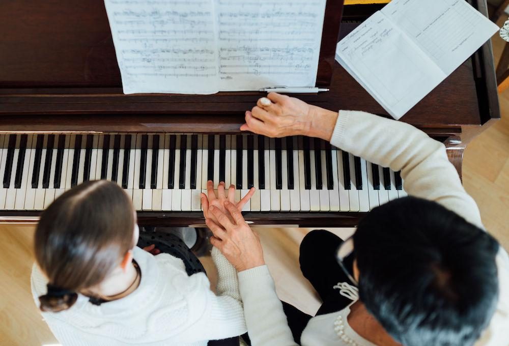 Descubra o poder do piano com “Vou Voar (Spiritual)” – transforme emoção em música na nossa escola de piano Descubra o poder do piano com “Vou Voar (Spiritual)” – transforme emoção em música na nossa escola de piano